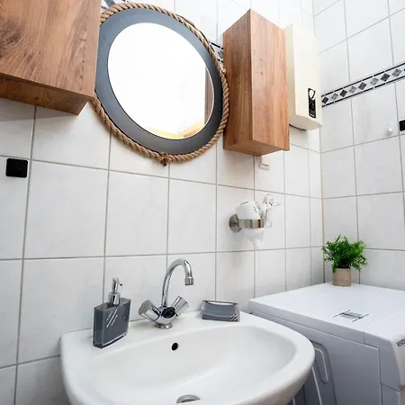 Livemore24 - 3 In Wlan - Smart-tv - 24-7 Check-in Und Kueche Apartman *