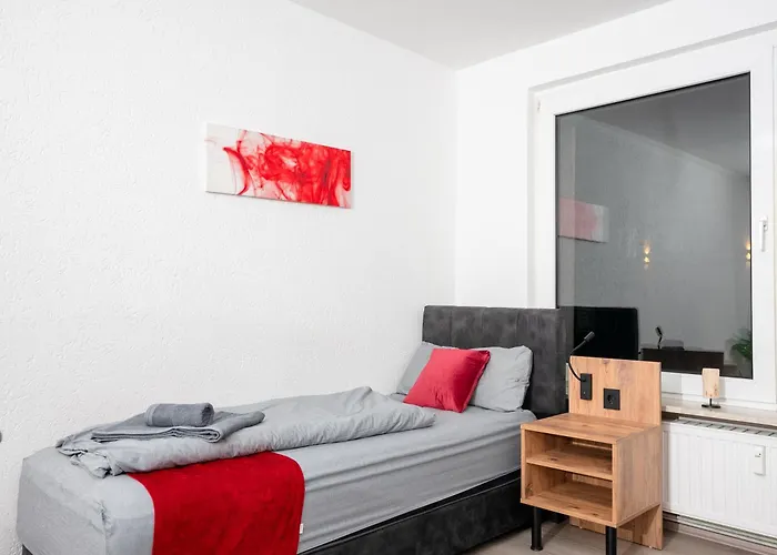 Livemore24 - 3 In Wlan - Smart-tv - 24-7 Check-in Und Kueche * Duisburg