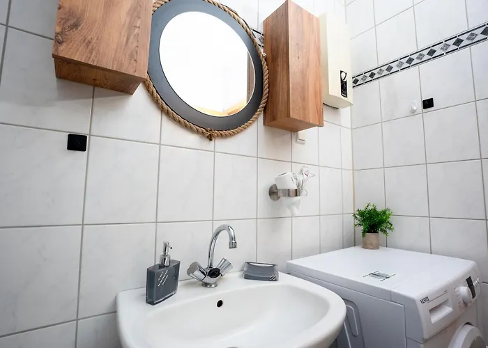 Livemore24 - 3 In Wlan - Smart-tv - 24-7 Check-in Und Kueche Apartment *